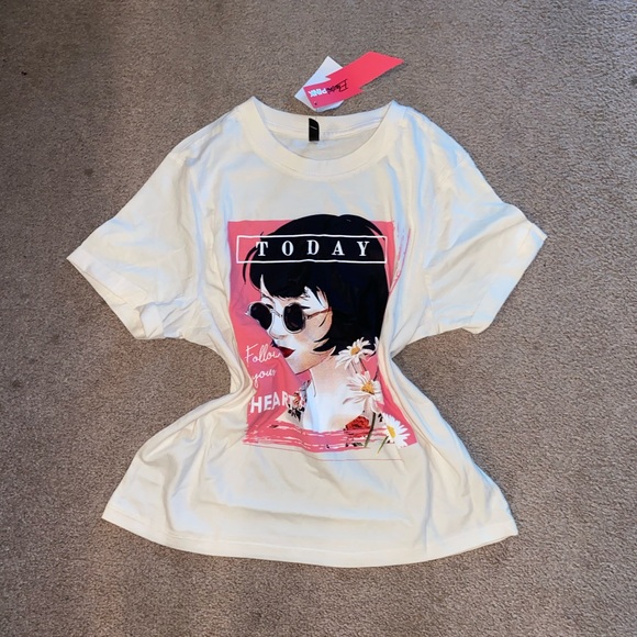 New Blouse 👚 - Picture 3 of 3